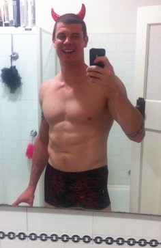 One good selfie deserves another