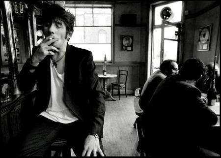 Shane McGowan at Filthy McNasty’s Pub, 1994 ©Paul Spencer. All rights reserved. Reproduction of images in any format subject to copyright law and strictly prohibited.